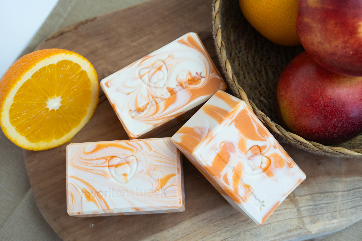 Duo Glow Set - 2 handgemachte Schmuckseifen